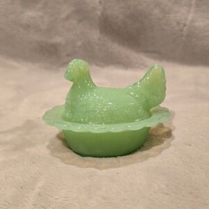 Mosser Jadeite Green Glass Mini Hen on Nest Chick Salt Collectible